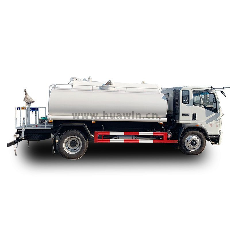 SINOTRUK HOWO 4x2 Water Tanker Truck 